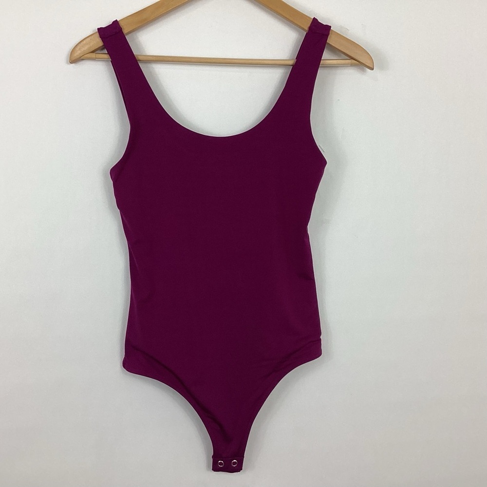 Express Body Contour Bodysuit Size XS NWT
